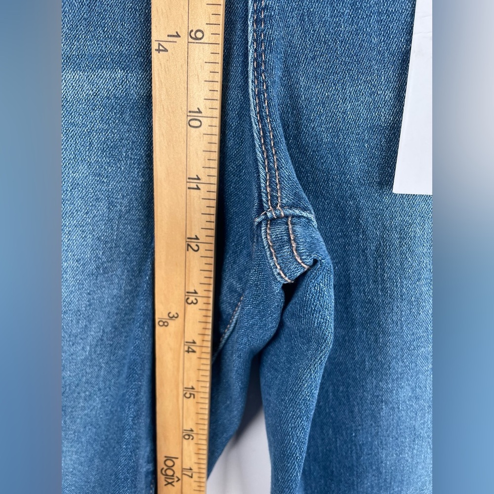 Nicole Miller Soho High Rise Ankle Skinny Jean - Picture 4 of 11